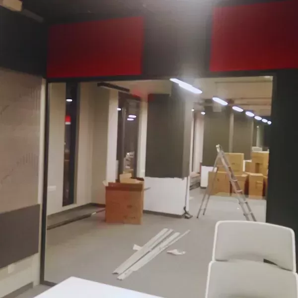 Акустични панели в студиото на радио Фокус