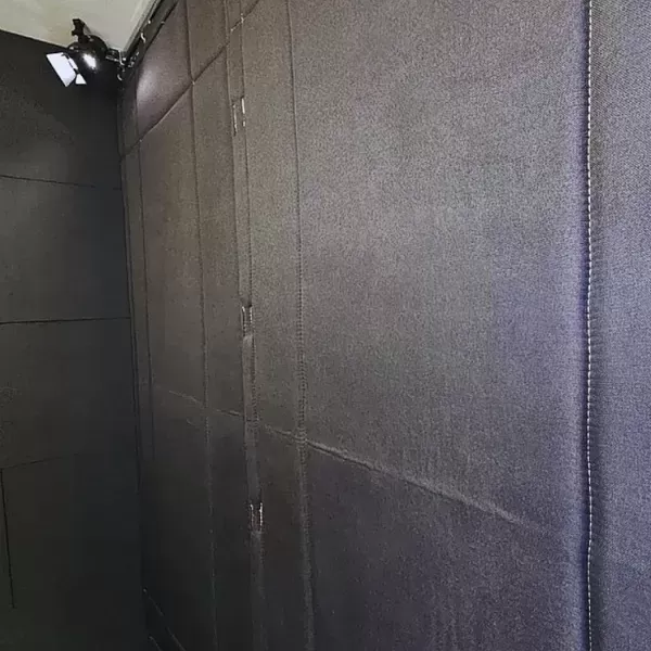 Акустични панели и пълно преобразяване на подкаст студио