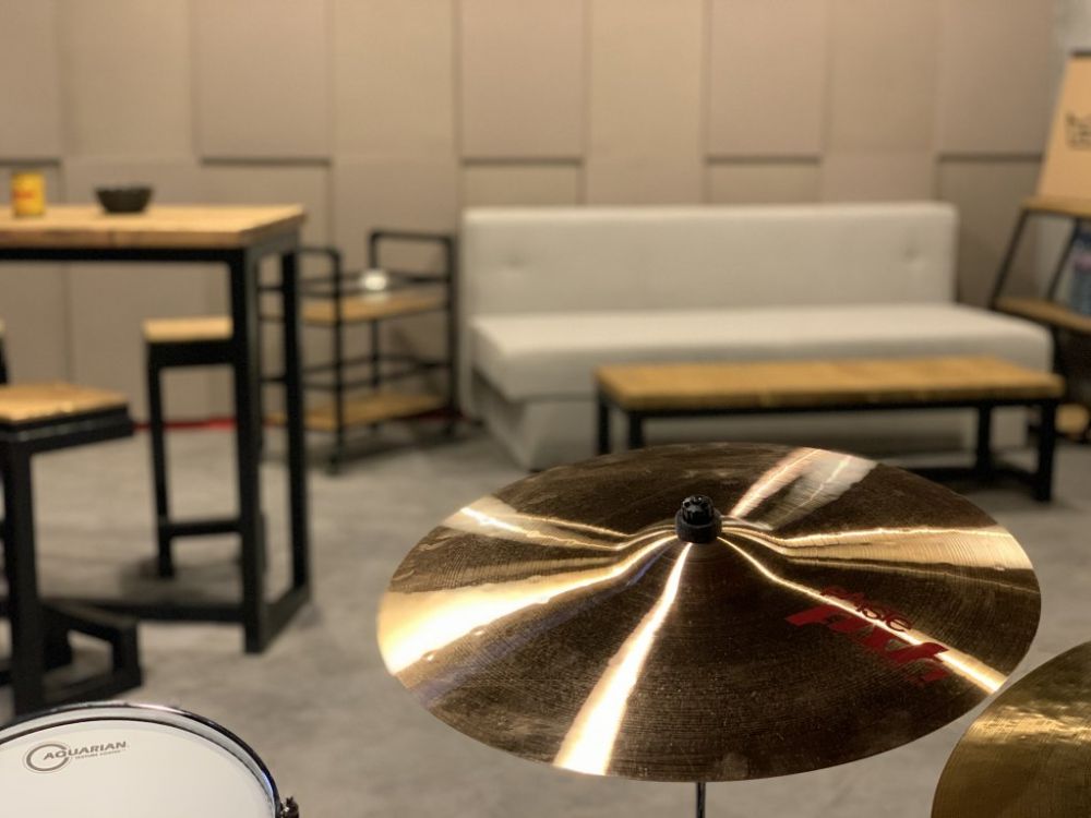 Частно студио за барабани