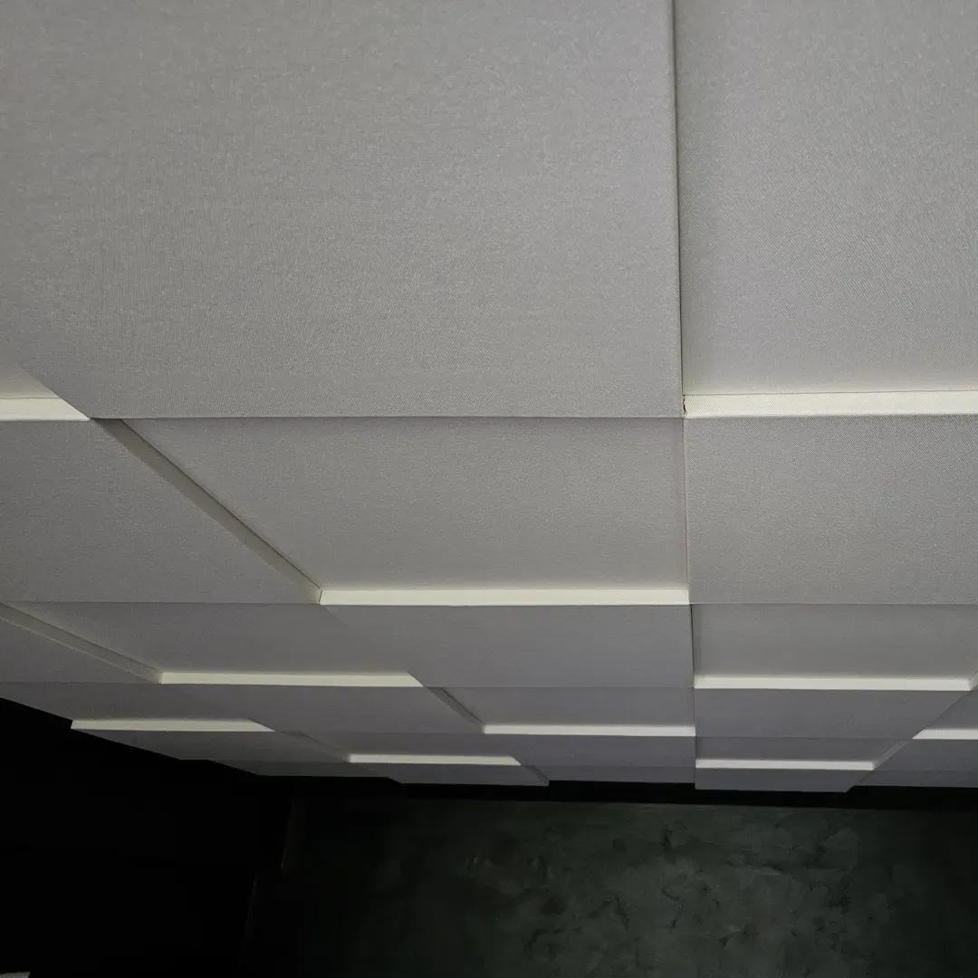Домашно подкаст и музикално студио с акустични панели Echo Wall