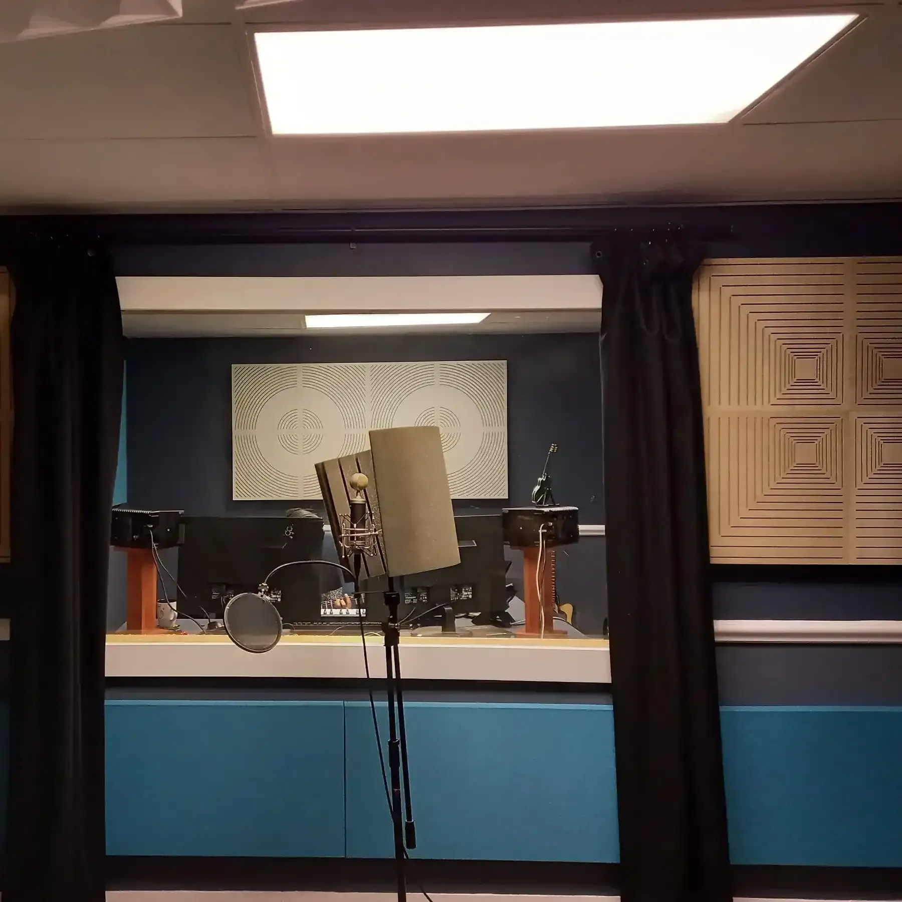 Професионално акустично подобрение в David Gresham Records