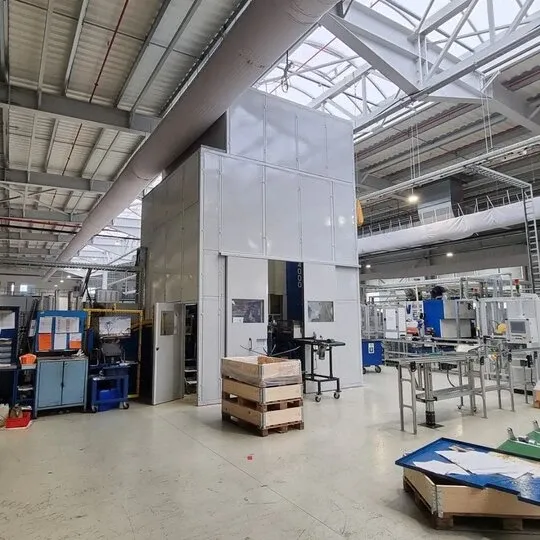 Индустриална звукоизолация на шумна преса в Miba Steeltec