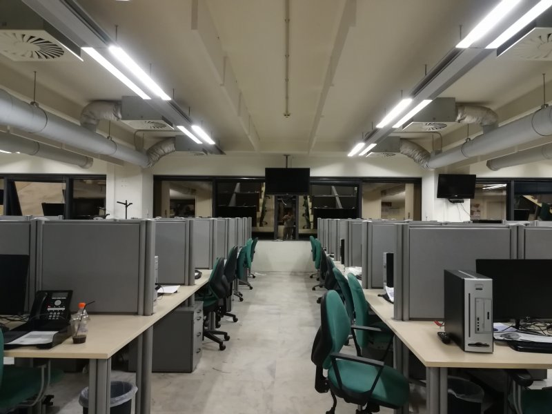 Акустични екрани за бюро в централата на Forthnet, Атина
