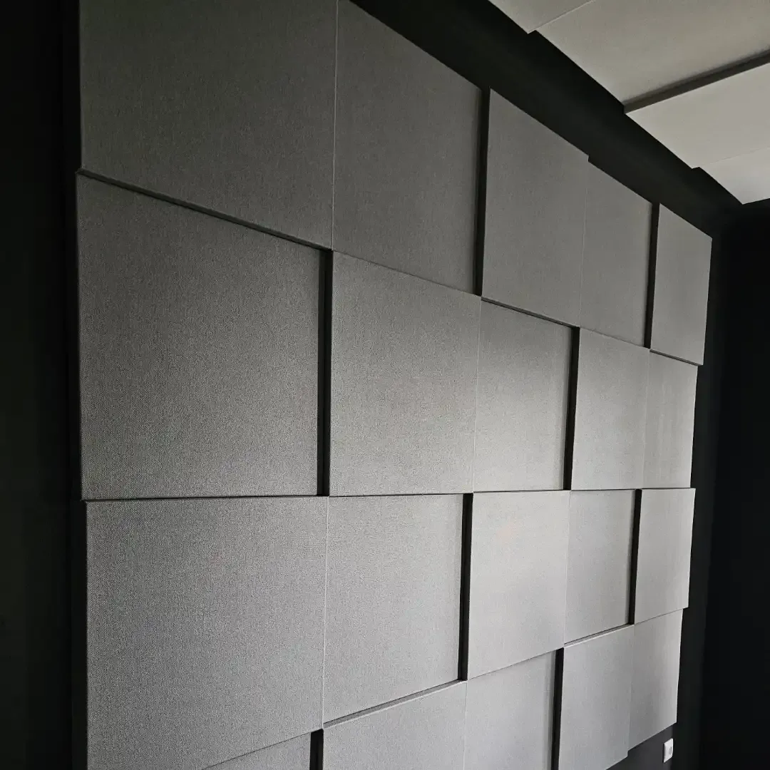 Домашно подкаст и музикално студио с акустични панели Echo Wall