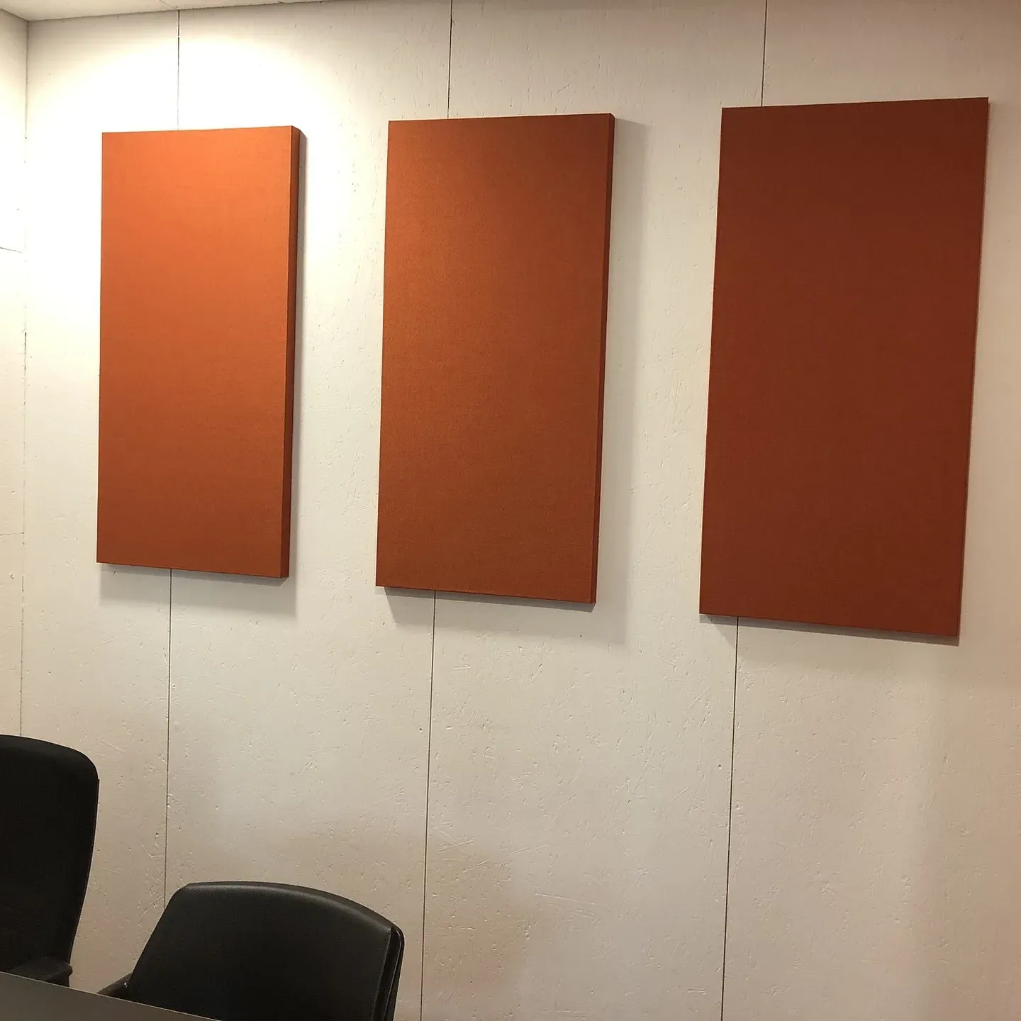 Акустични панели Echo Wall в офис и заседателни зали на BE Terna